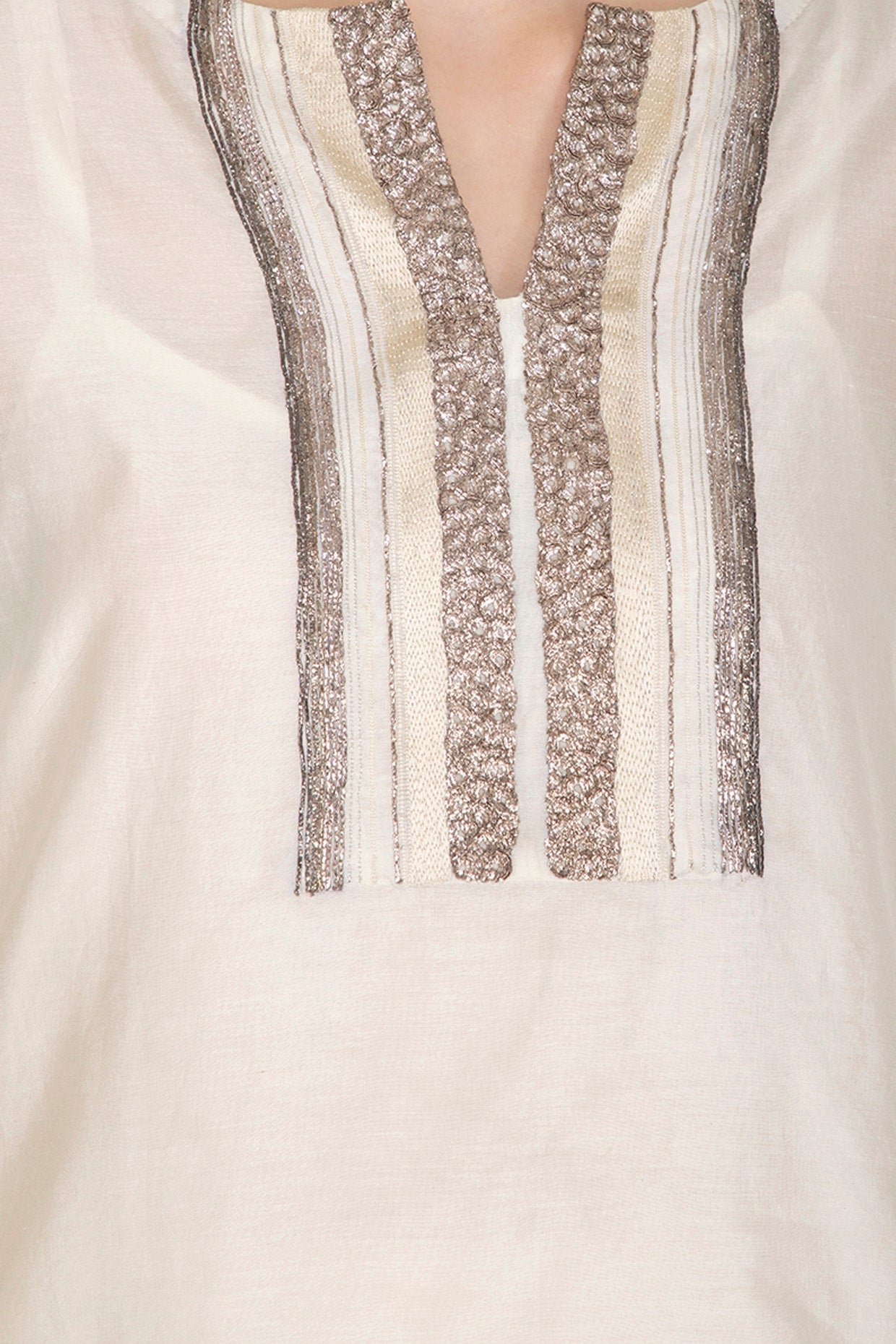 White Embroidered Kurta