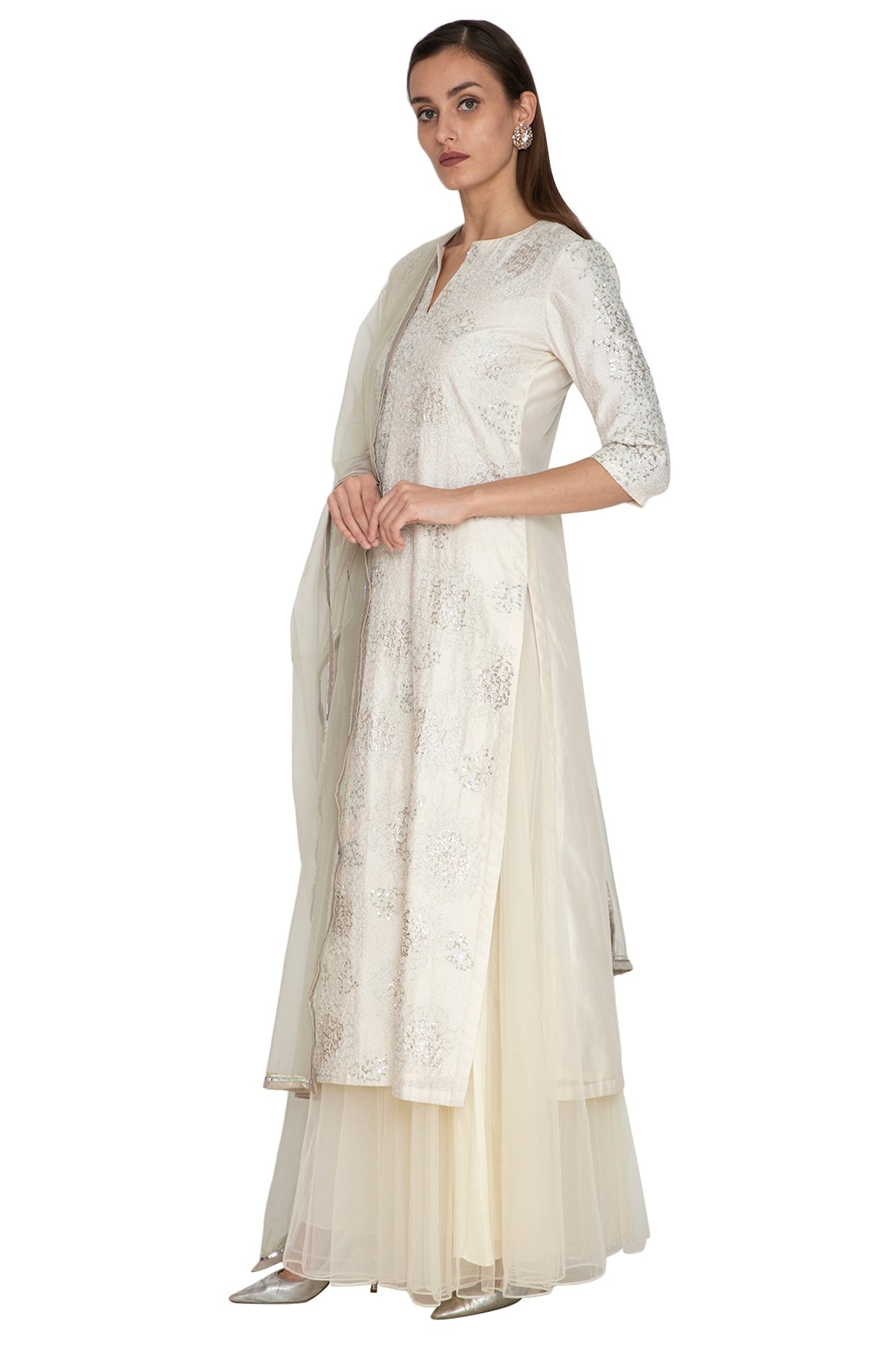 Off White Embroidered Kurta Set