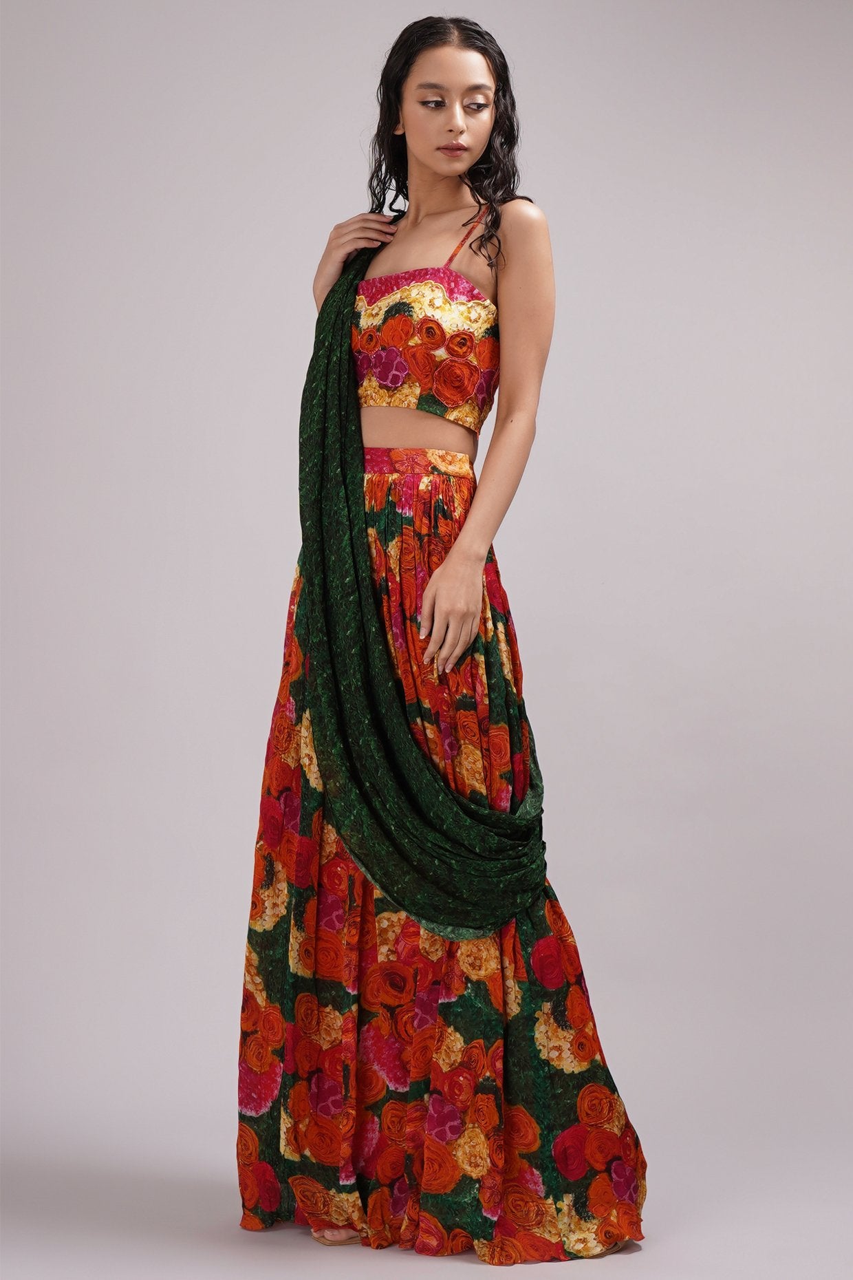 Square Neck Crop Top And Skirt Set