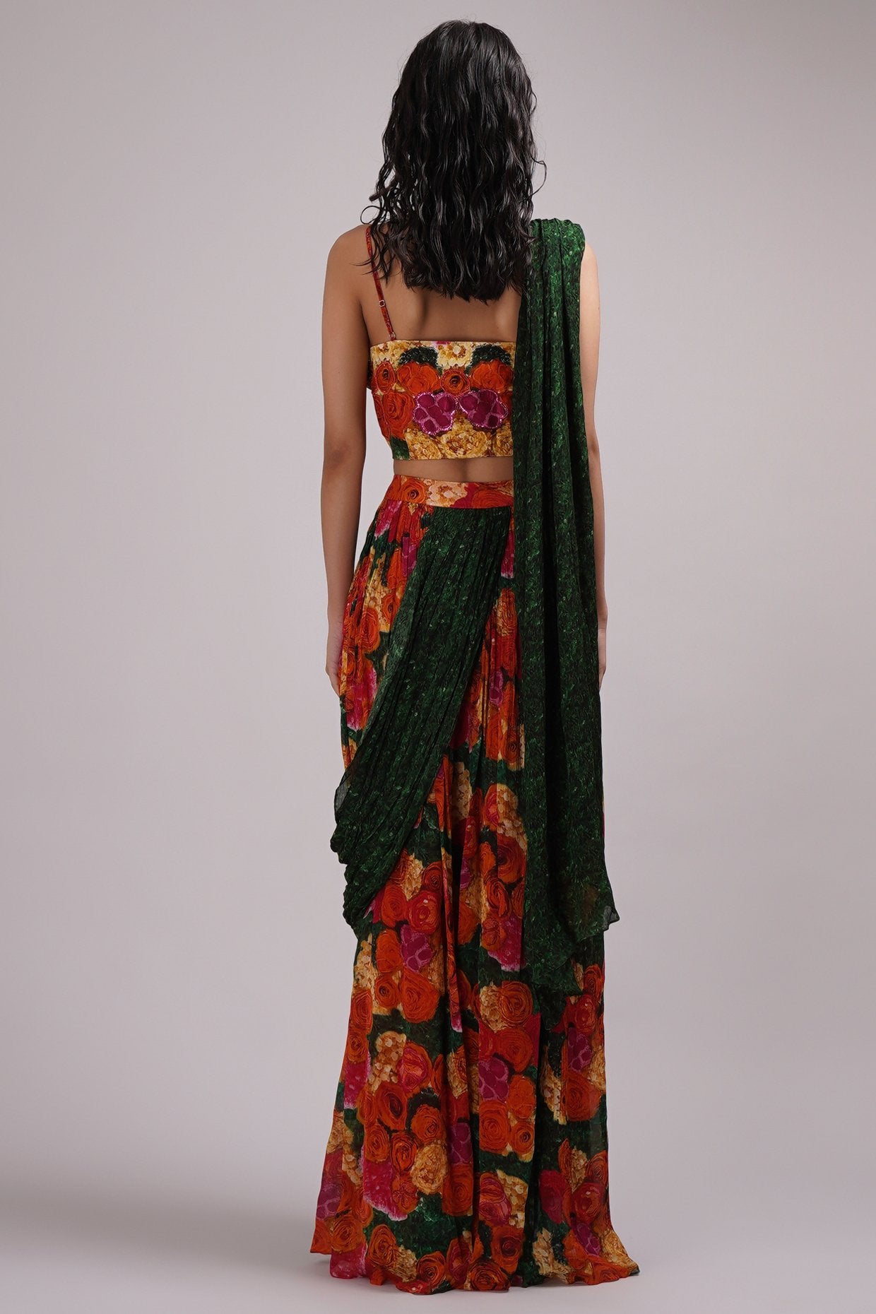 Square Neck Crop Top And Skirt Set