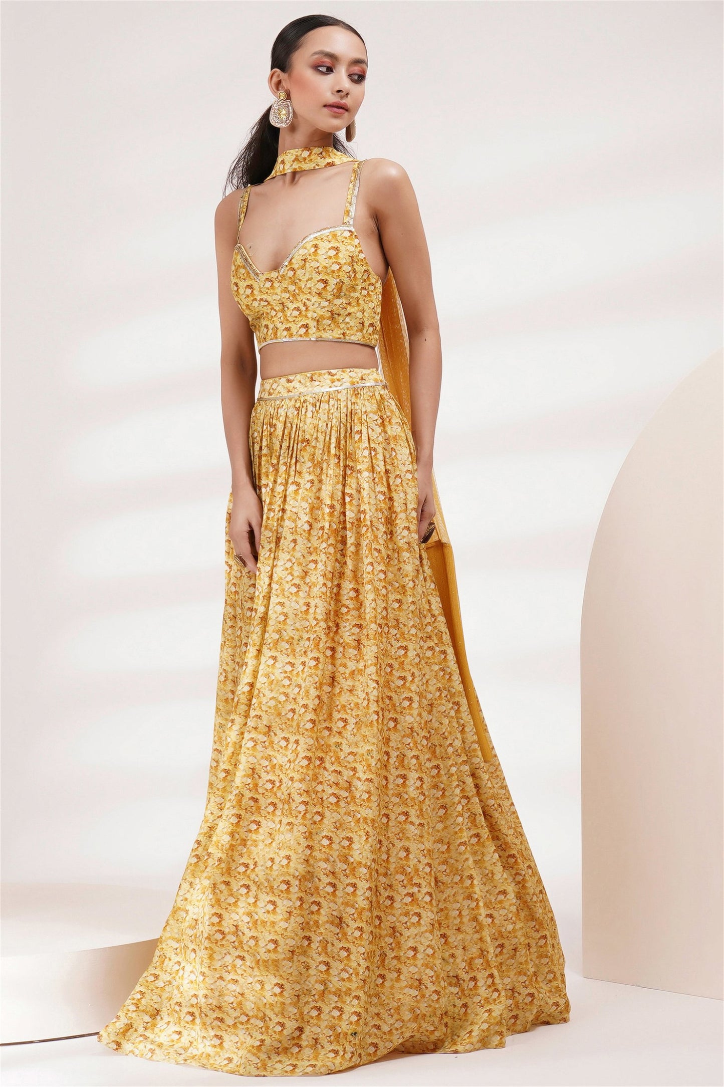 Sweetheart Neck Bustier Blouse Light Lehanga Set