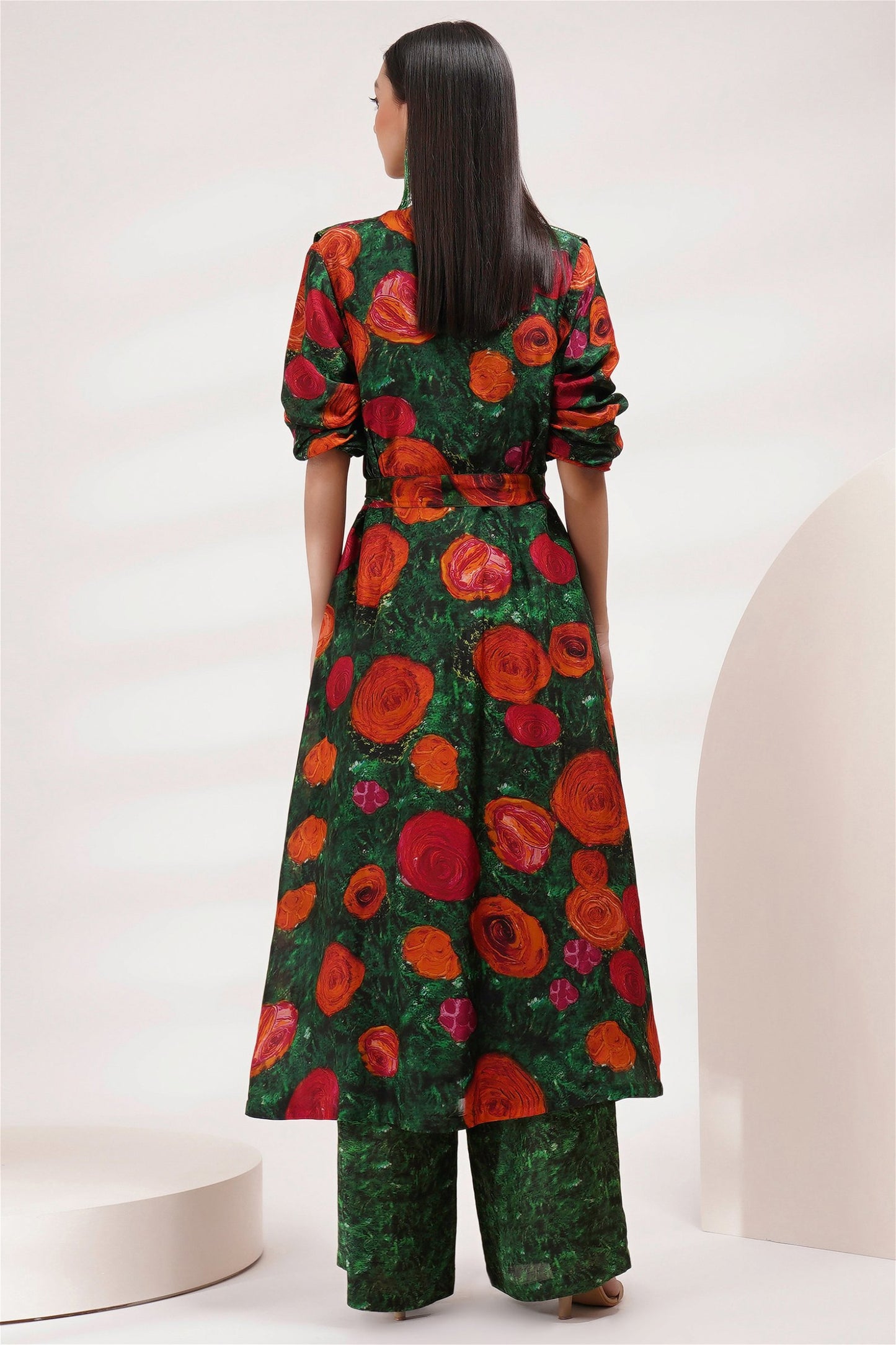 Flab Collar Long Jacket Style With Bustier And Pants