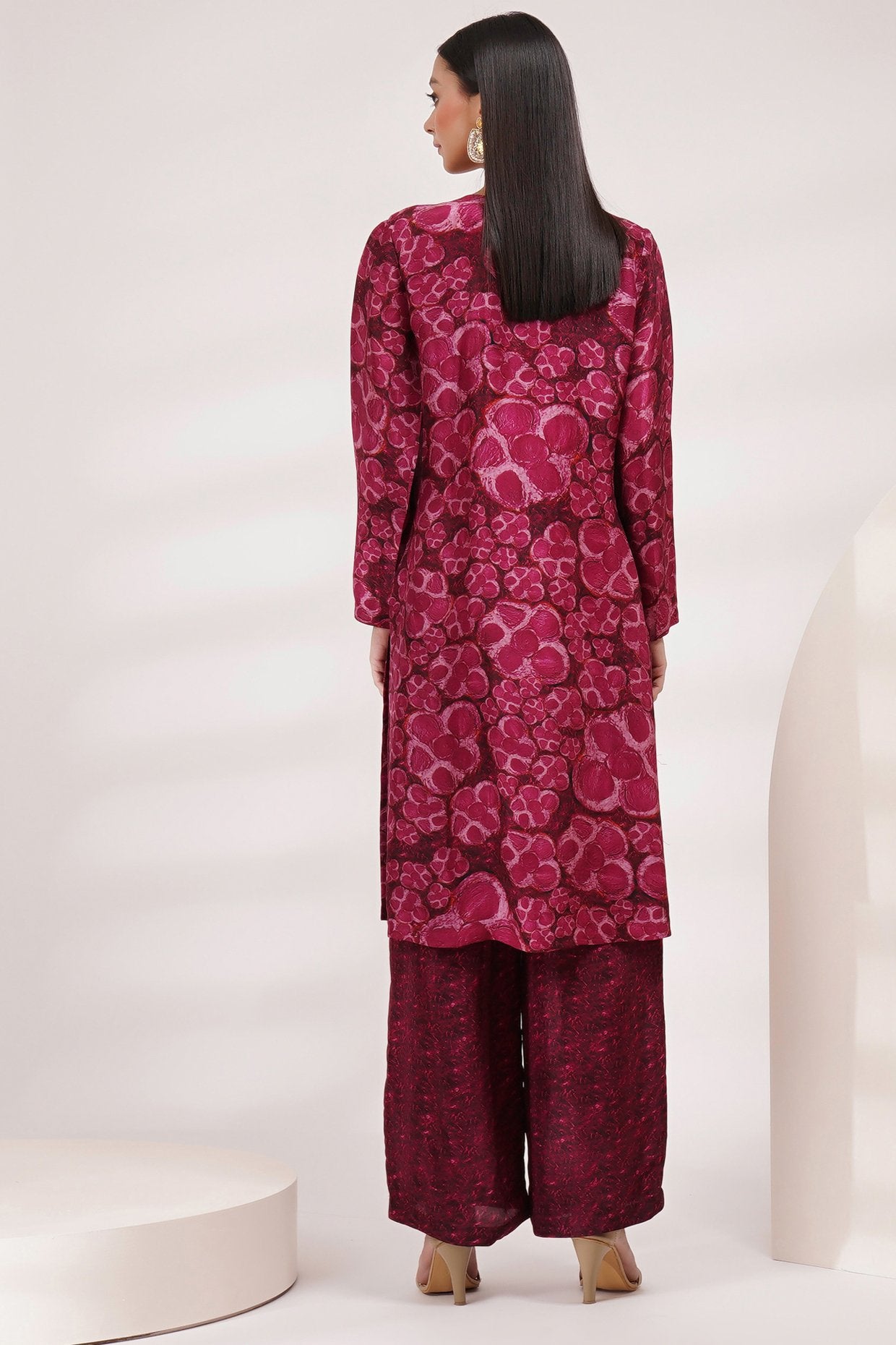 Round Neck Kurta Pants Set
