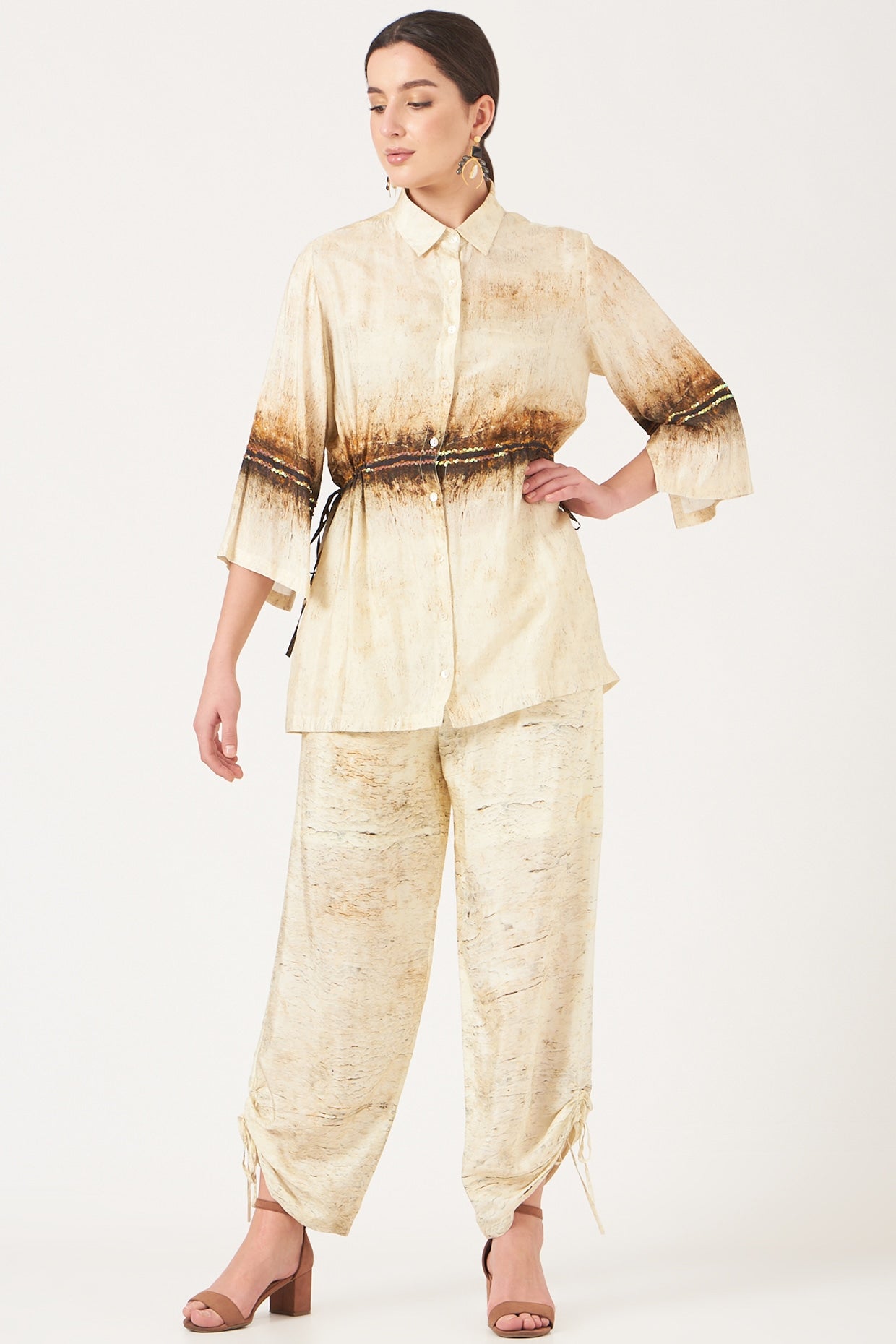 Beige And Gold Scar Print Top And Pants Coord Set.