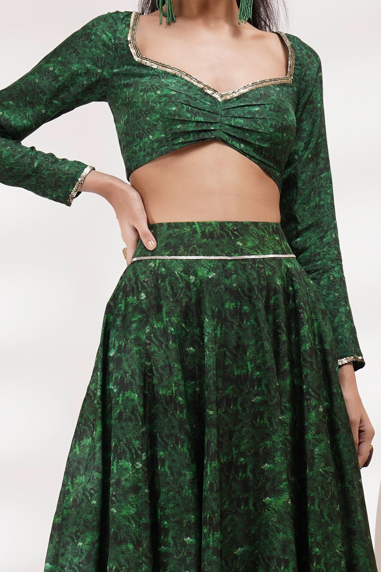 Net,Satin Cotton and Velvet Full Sleeve Designer Blouse Bottle Green  Embroidered Lehenga, Size: S,M and L at Rs 5000 in Agra