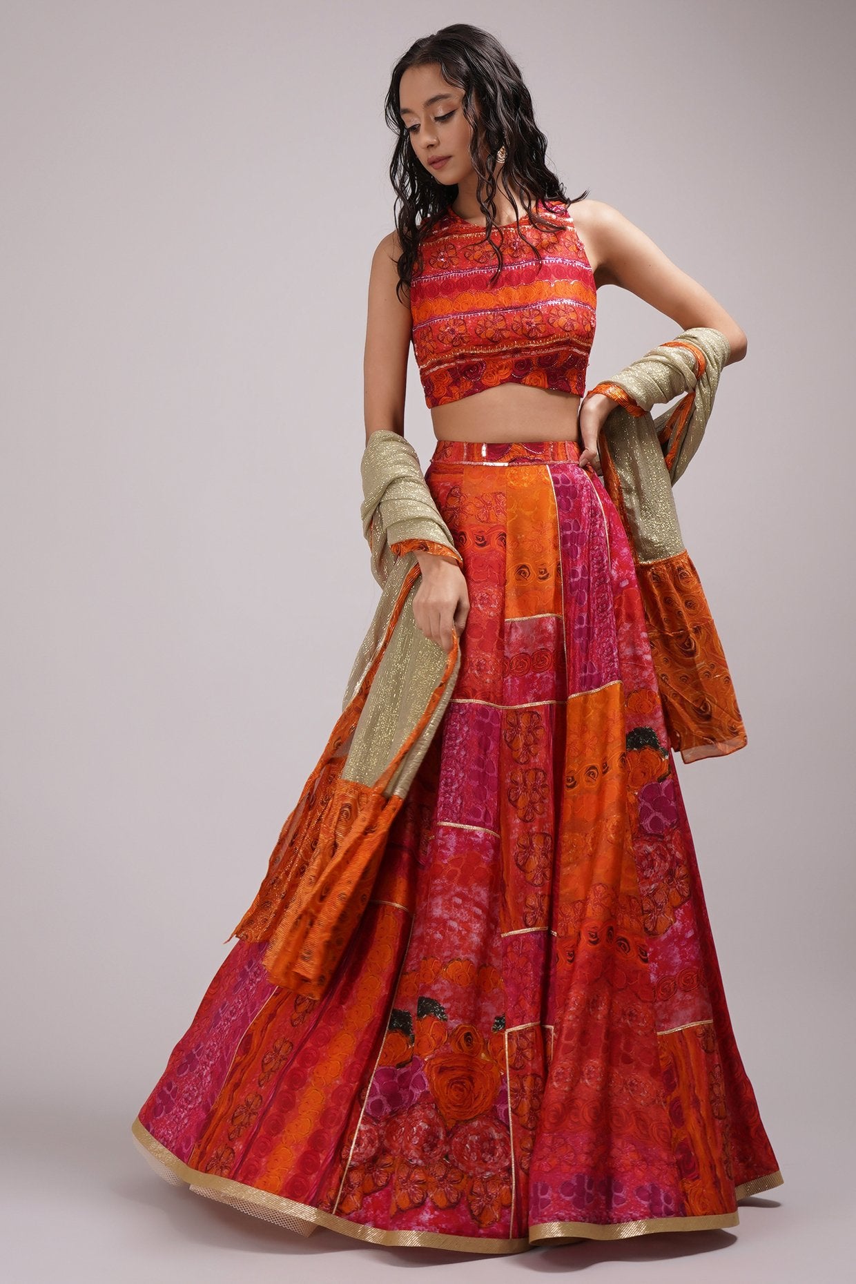 These 25+ Latest & Stylish Orange Lehengas Will Surely Make You A Happy  Bride | WeddingBazaar